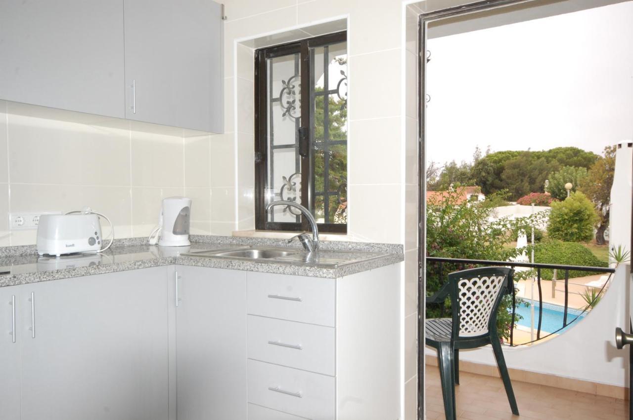 Apartamentos Pedro For Families By Bedzy Albufeira Exteriör bild