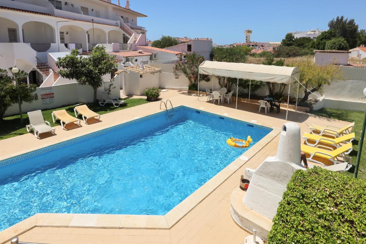 Apartamentos Pedro For Families By Bedzy Albufeira Exteriör bild